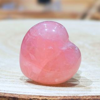 Je to tady zase! Čas na lásku, svíčky a trochu magie! Ano, správně, Valentýn je (ZASE 🤮🤮😂) tady! Ať už jsi singl nebo...